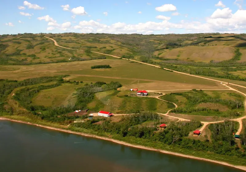 Featured image for “Peace River Cabins and Outdoors”