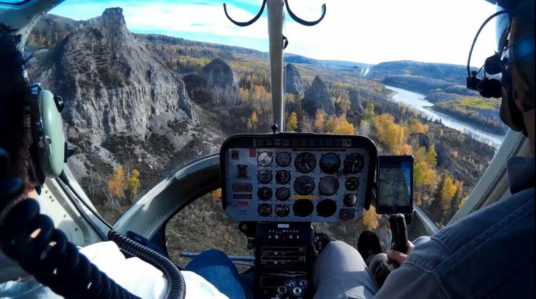 Black Swan Helicopter Tour Fall  768x429