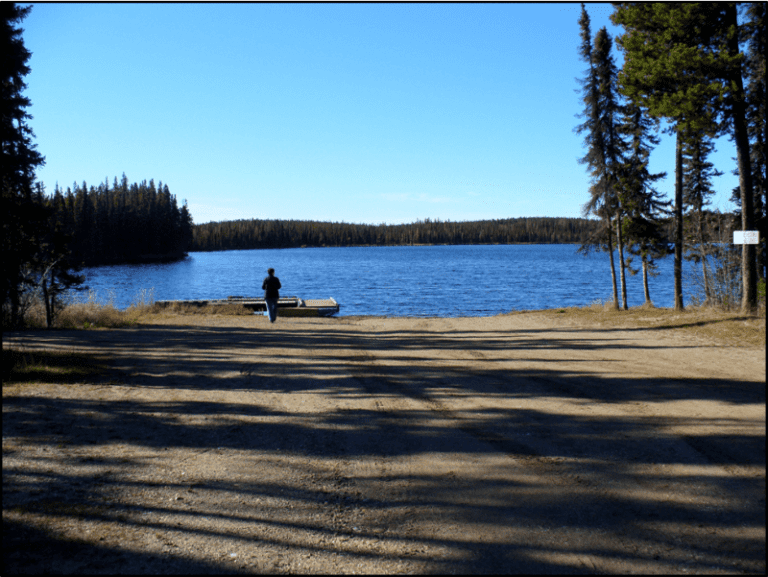 7264 Running Lake1 768x577