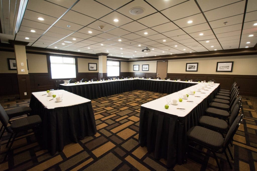 Chateau Nova Peace RIver Banquet Room