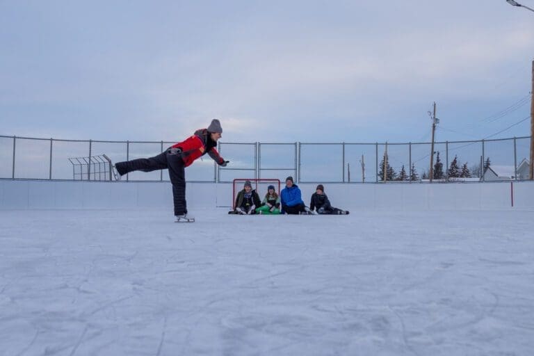 Girouxville Outdoor Skating Rink 10 copy 768x512