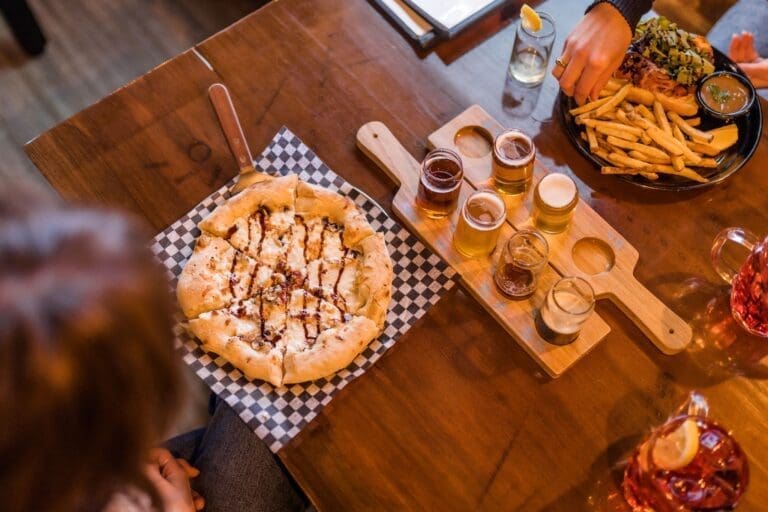 Heilan Beer House Food  768x512