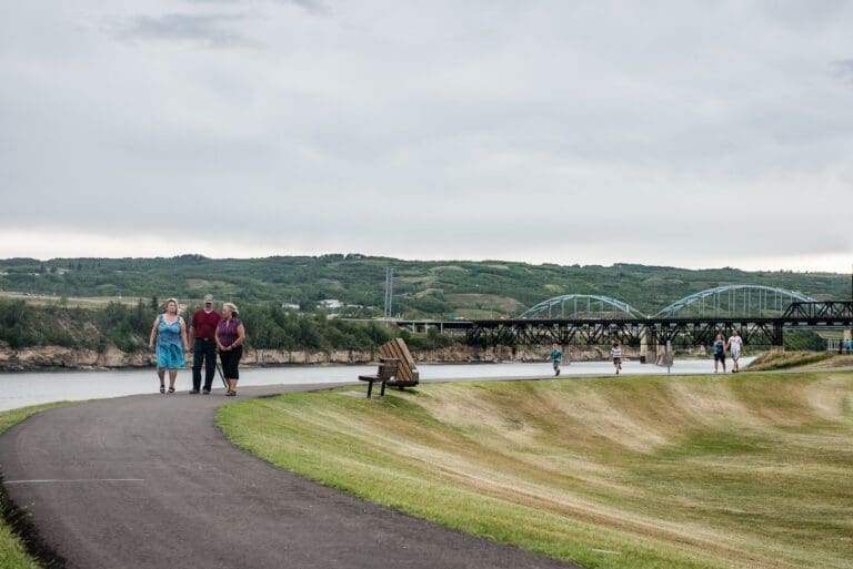 Peace River Dyke  768x513
