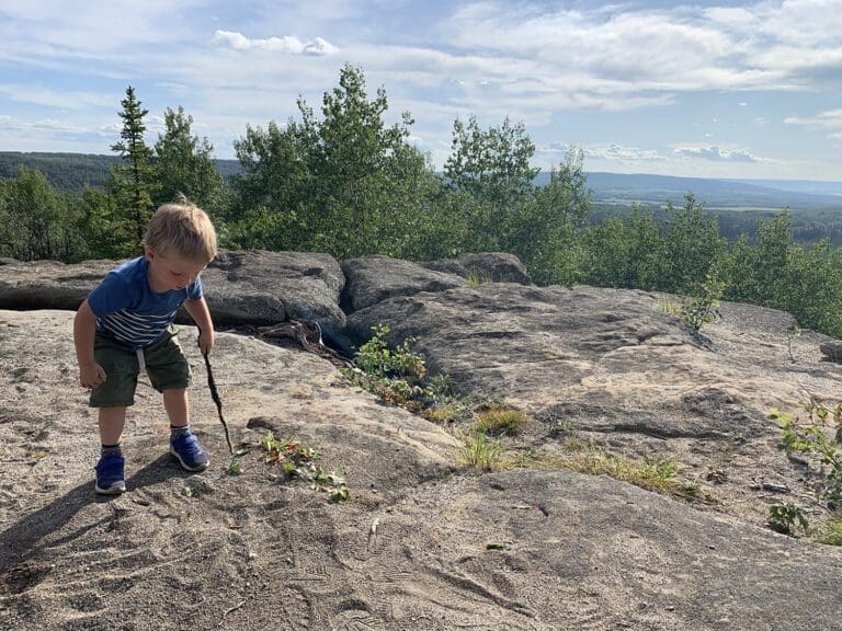 Rim Rocks Alberta  768x576
