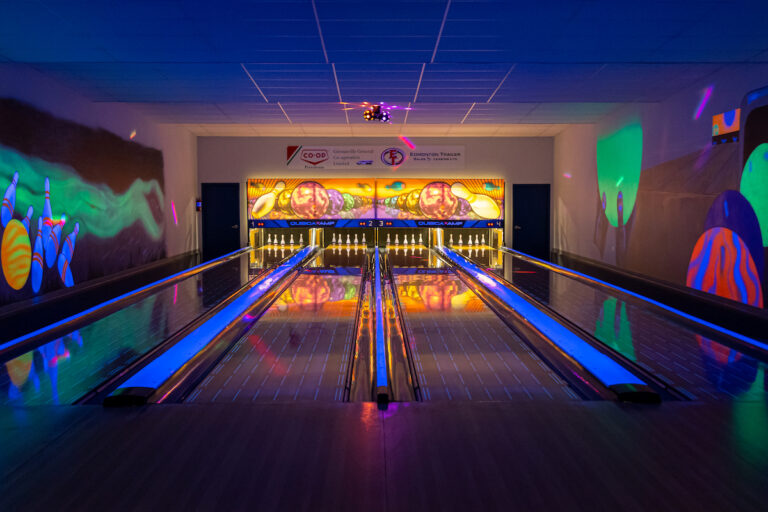 Smoky Lanes Bowling Alley Mighty Peace Tourism