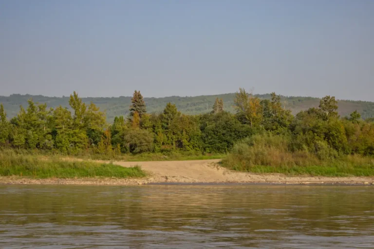 North End Boat Launch Town of Peace River 768x512