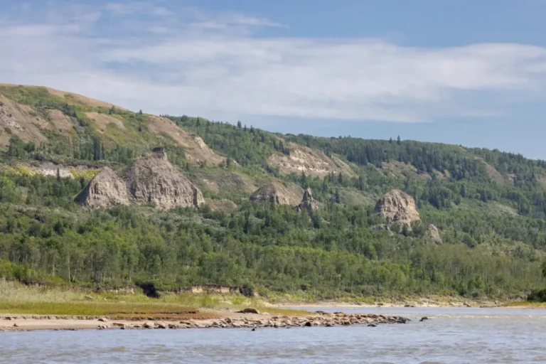 KM36 hoodoos Smoky River Guide 2 1 768x512
