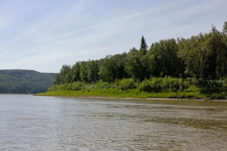 KM391HaskellFlatsRiverGuidePeacePaulLavoieImages 2 768x512