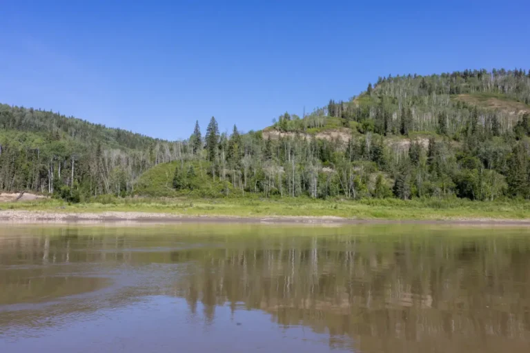 KM434RavineRiverGuidePeacePaulLavoieImages 768x512