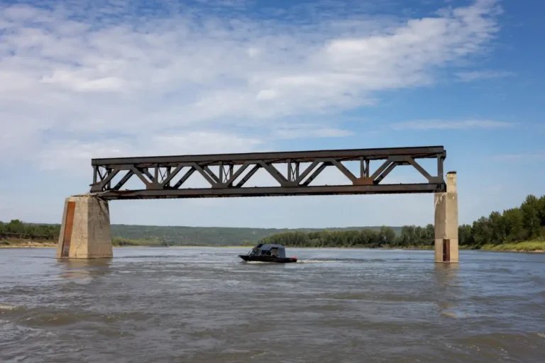 KM67.6 Tressel Smoky River Guide 6 768x512