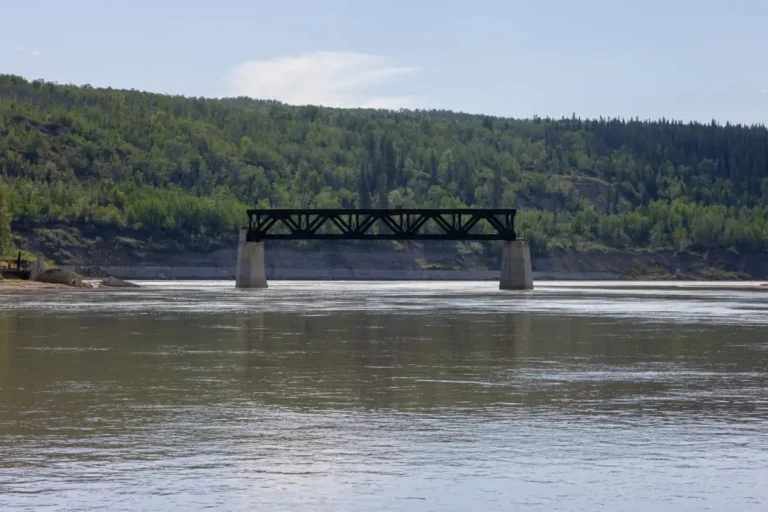 KM67.6 Tressel Smoky River Guide 768x512