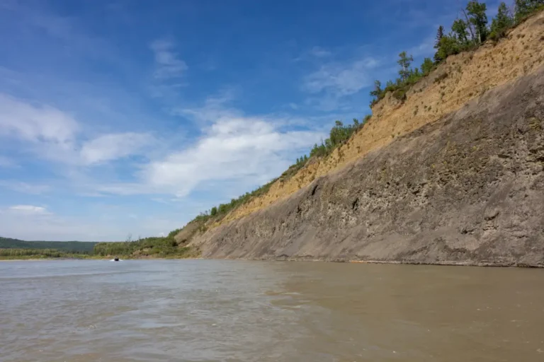 KM82 Claywall Smoky River Guide 4 768x512